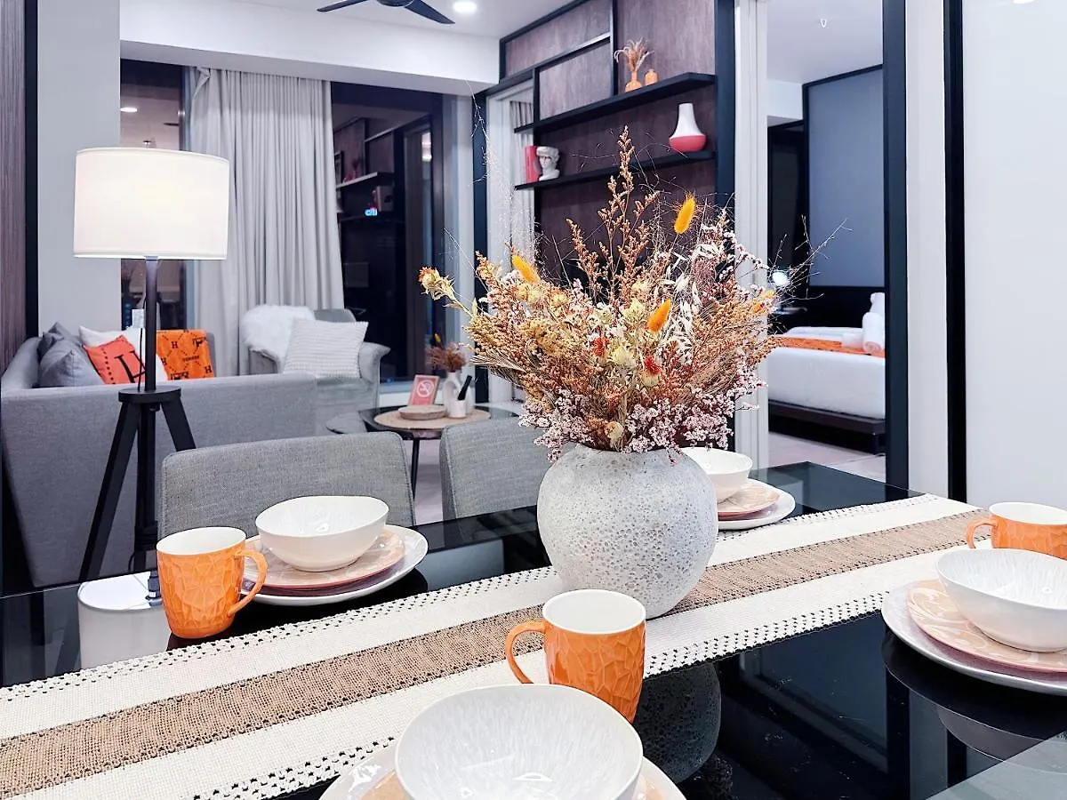 Tropicana The Residence Hermes Suite With Klcc View Куала-Лумпур Малайзия